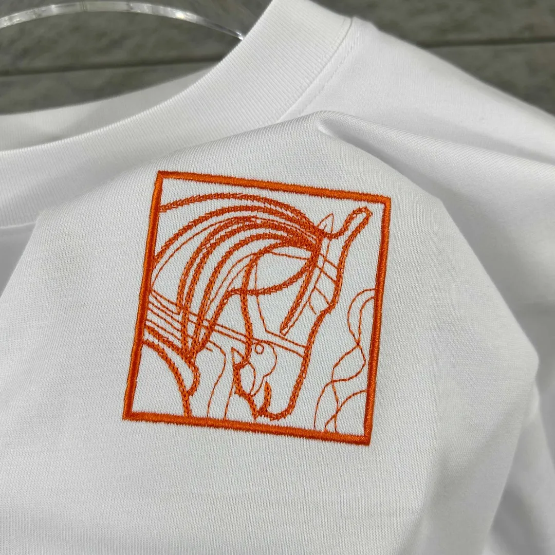 Herme* * 2026 New Arrival Classic Orange T Same Style ：Black White Size： S （90-130 ） M （120-150 ） L （140-165 ） XL （160-180 ） XXL （180-210 ）